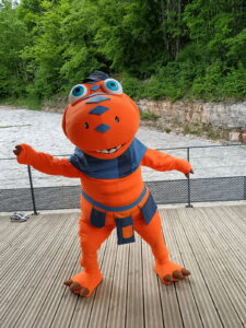 Mascotte Ody à Dinoplagne