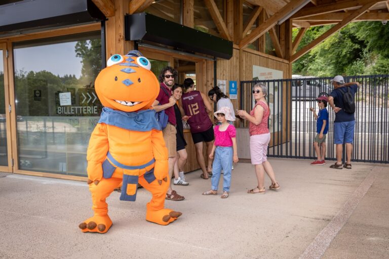 La mascotte Ody à Dinoplagne